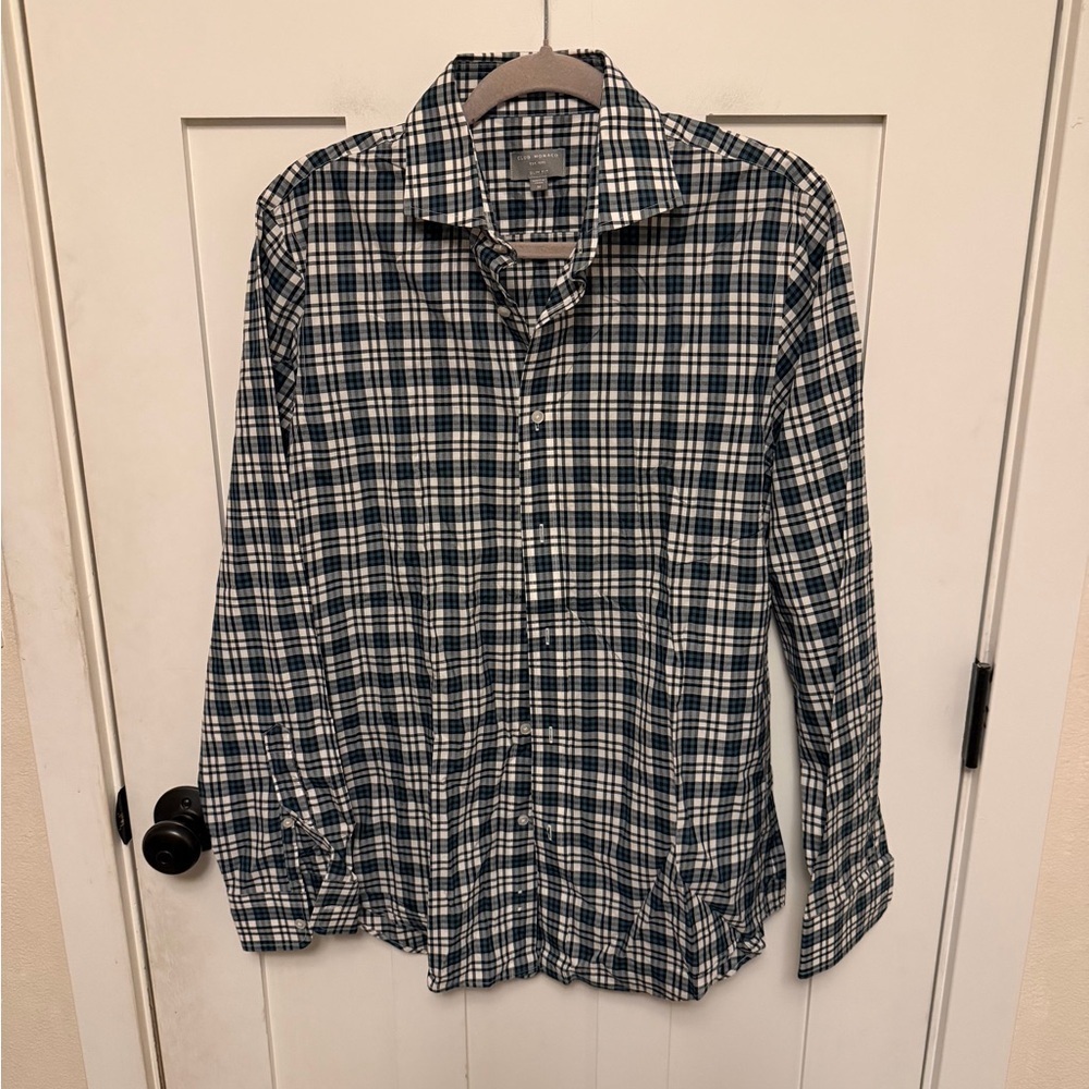Club Monaco men’s Slim Fit Long Sleeve Button Down Dress Shirt Size Medium